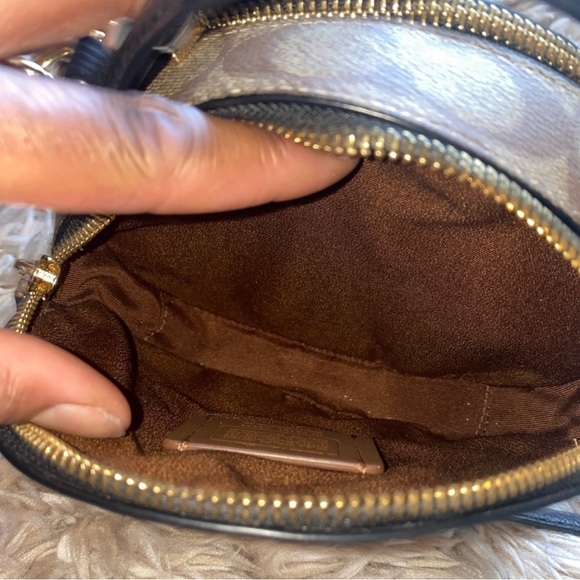 Jean Michael Baquiat COACH crossbody purse - Picture 5 of 7